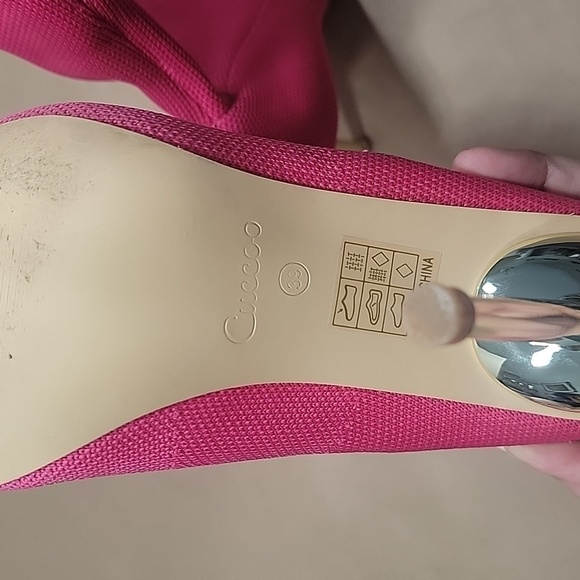 Cuccoo, Size 39 (8.5) Hot Pink w/ Gold Stiletto Sock Boots, Barbiecore, EUC - Picture 7 of 8